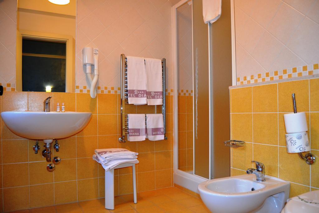 Diana Inn Accommodations Pompei Zimmer foto