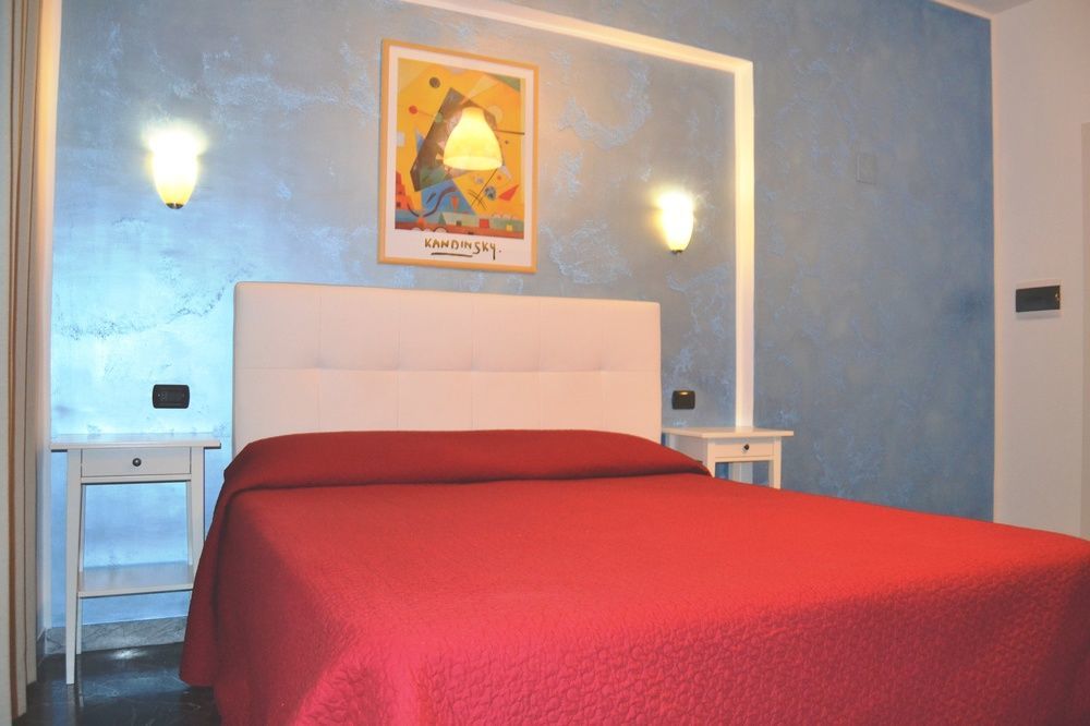 Diana Inn Accommodations Pompei Exterior foto